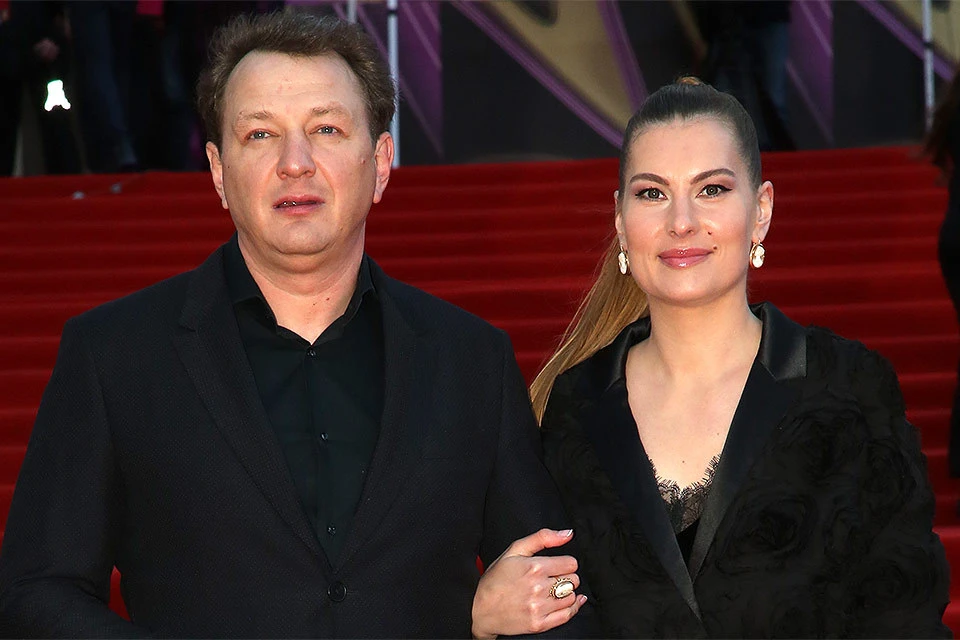 Марат Башаров и его супруга Елизавета Шевыркова, апрель 2018 года.