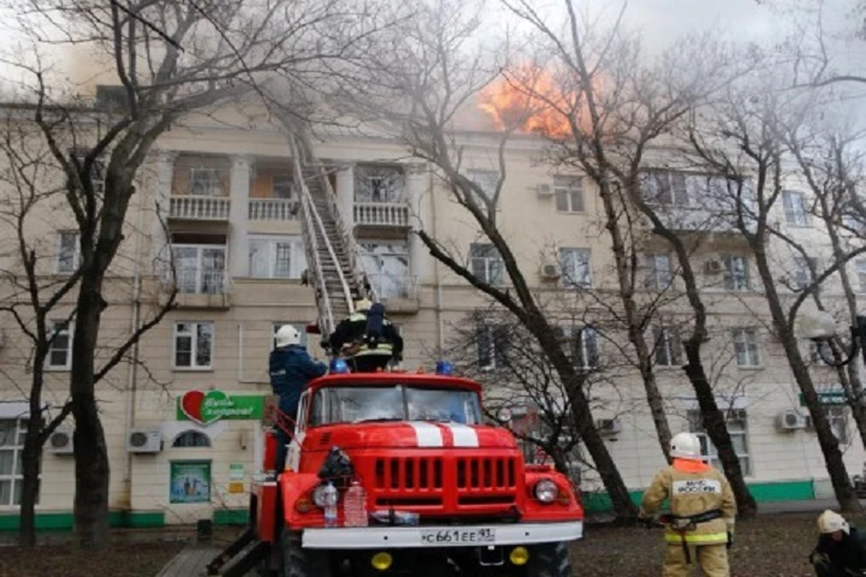 Пожар тушили несколько часов\ФОТО:администрация Новороссийска