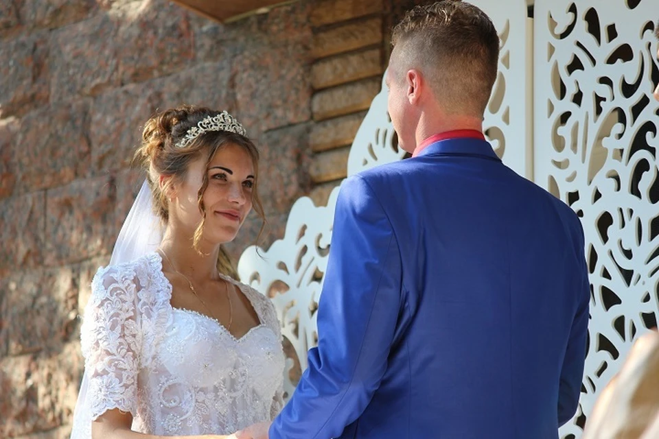 Свадьба Ольги и Патрика в Донецке прошла по русски традициям. Фото: Личный архив героев публикации
