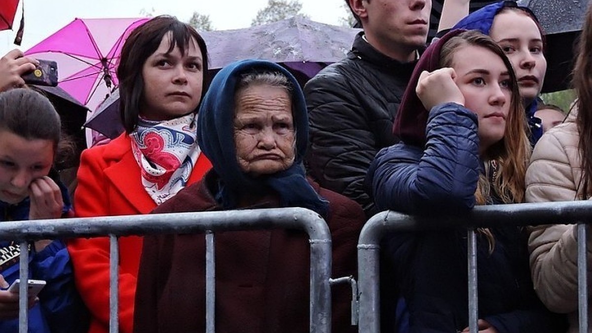 Пообещали, что прибавка будет больше 100 тысяч». Как в Калининграде  «разводят» пенсионеров на последние деньги - KP.RU