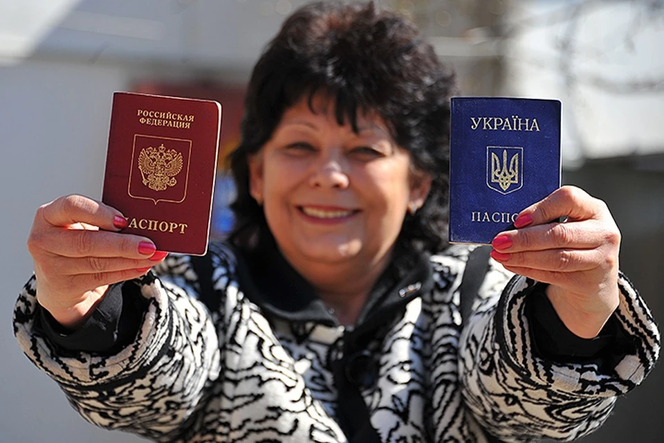 Жители Донбасса скоро смогут сменить свои украинские паспорта на российские!