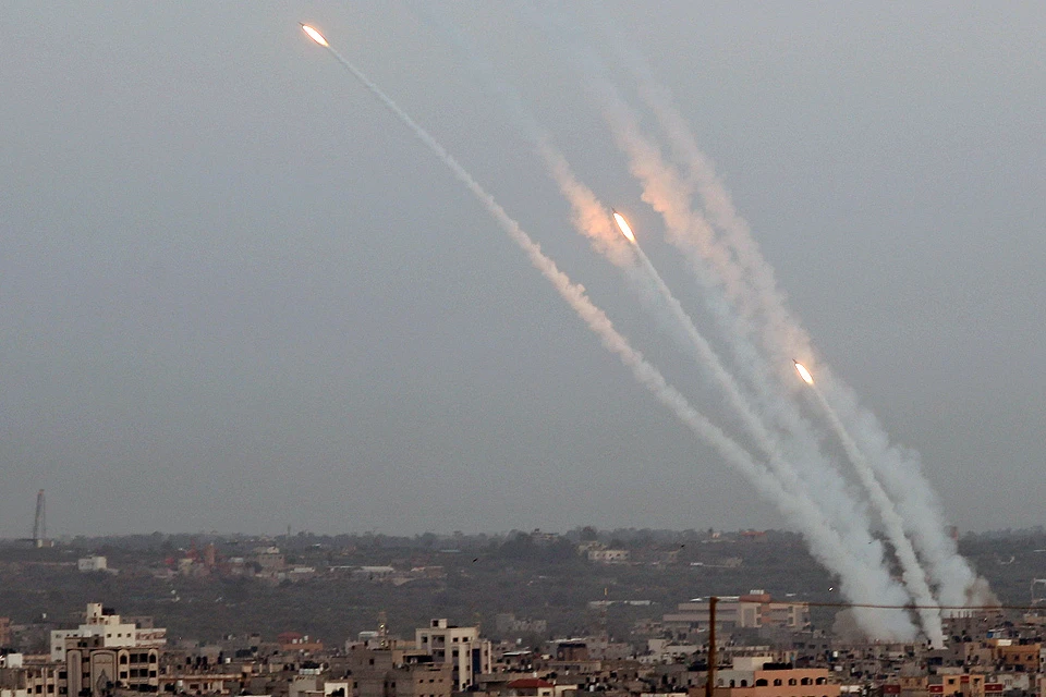 Пуски ракет по израильским городам с территории Сектора Газа.