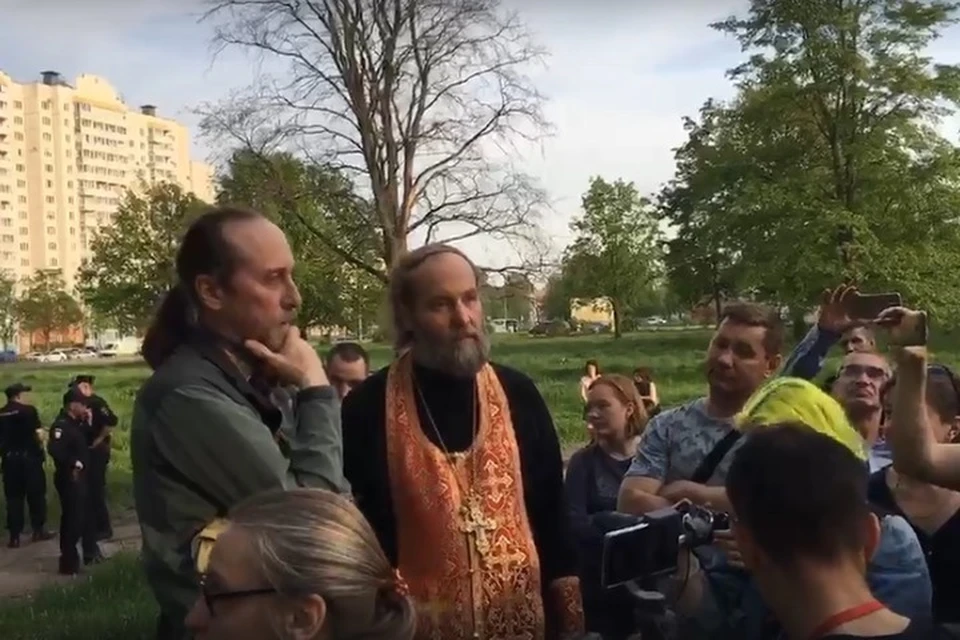 Активисты уверяют, что не против храма в Южно-Приморском парке, а просто за парк. Фото из группы "Сохраним Южно-Приморский парк" ВКонтакте.