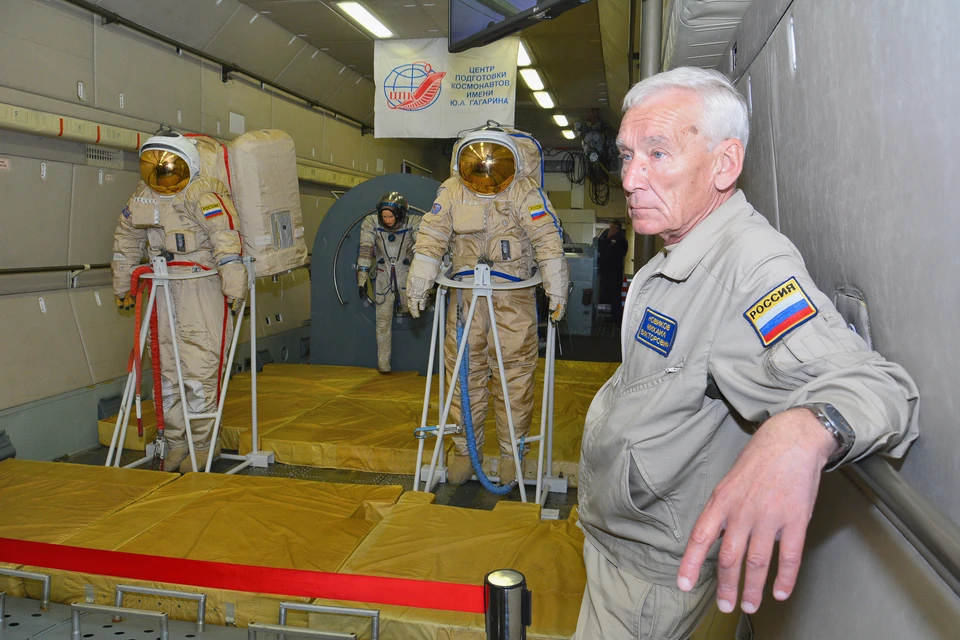 Cамолет-лаборатория ИЛ-76МДК Центра подготовки космонавтов на Международном авиационно-космическом салоне МАКС.
