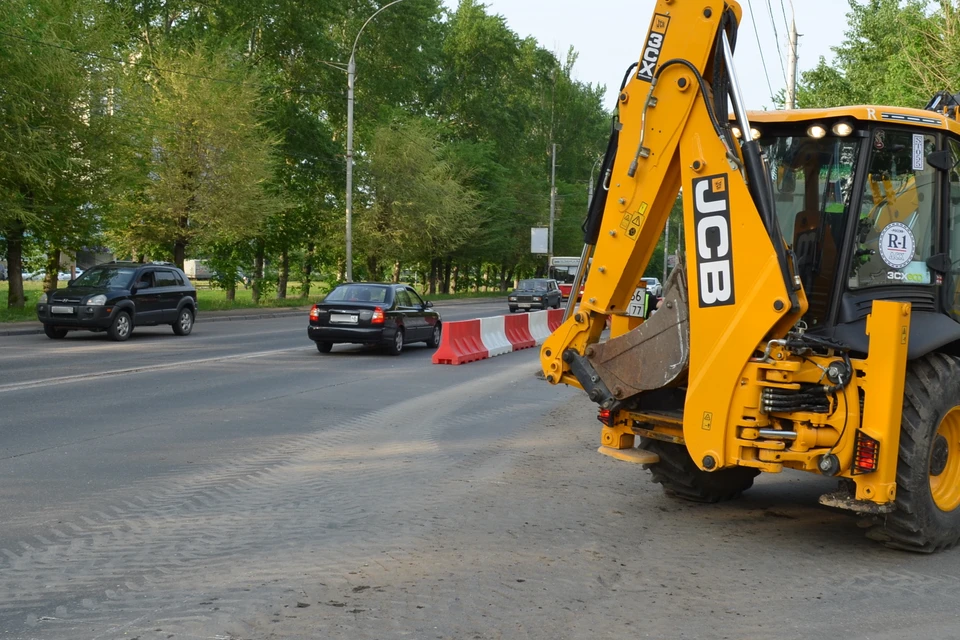 В Липецке ремонтируют магистрали в рамках проекта "Безопасные и качественные автомобильные дороги"