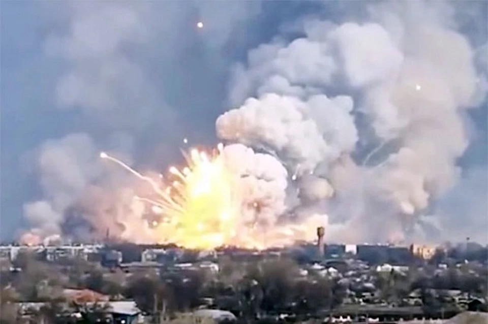 «Комсомолка» решила выяснить, где еще в мире происходили крупнейшие взрывы складов с боеприпасами и взрывчаткой.