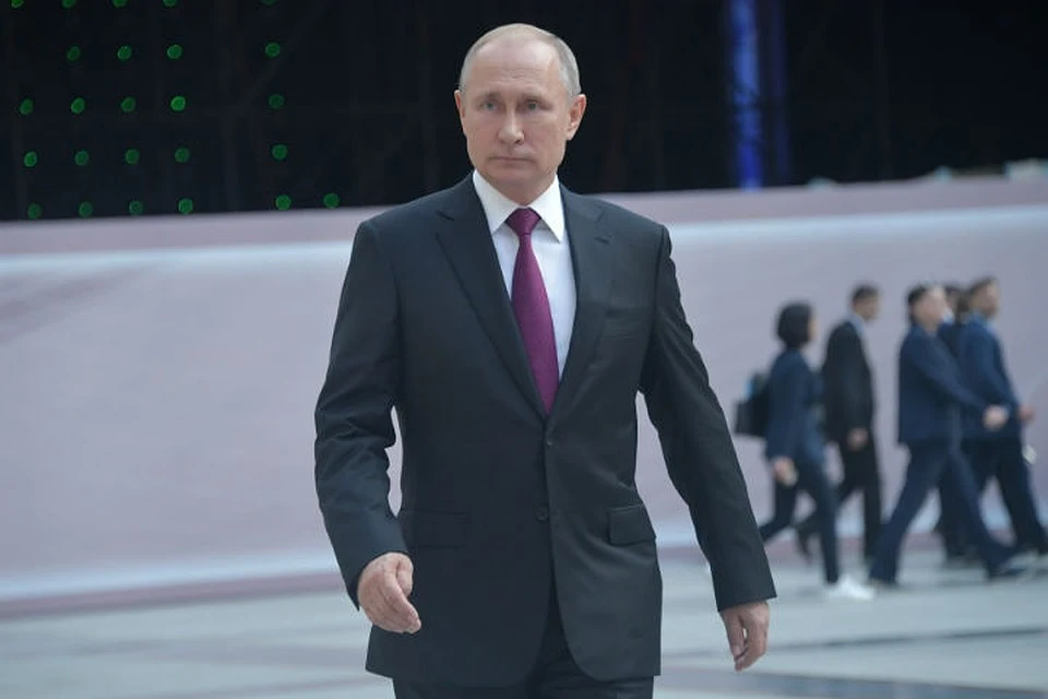 Владимир Путин прилетел в пострадавшую от разрушительного наводнения Иркутскую область.