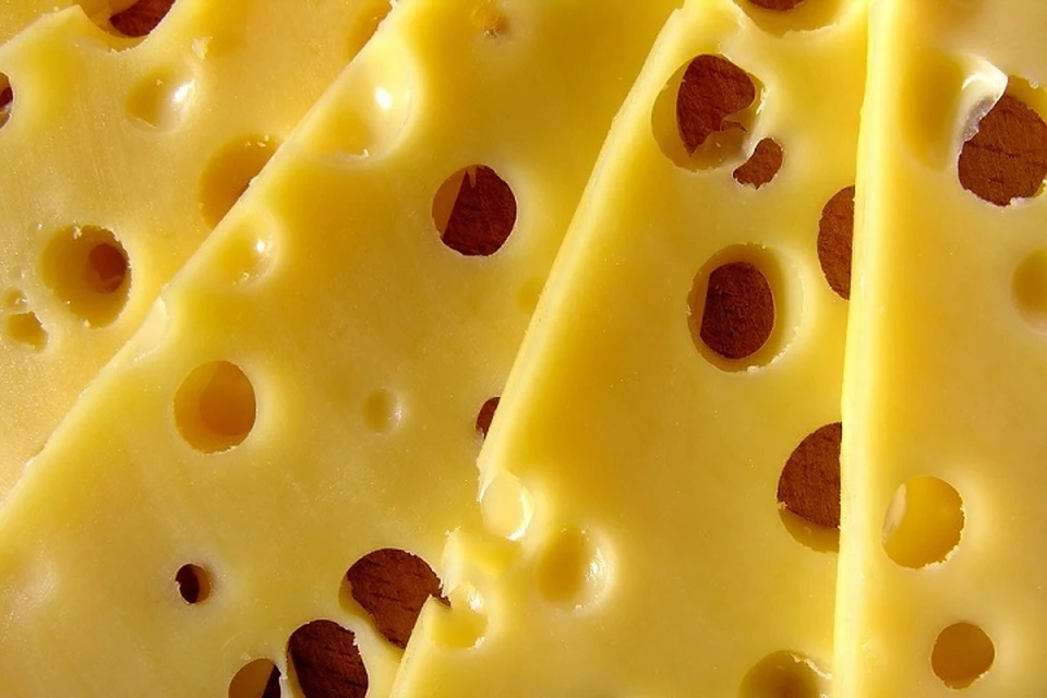 Тюменцам рассказали, как выбрать качественный и натуральный сыр в магазине