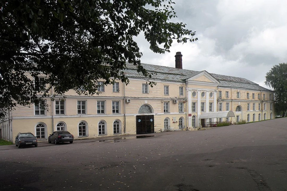 Здание бывшей бумажной фабрики. Фото: ru.wikipedia.org