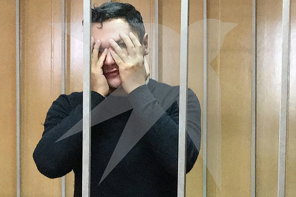 Максим Гареев в помещении суда.