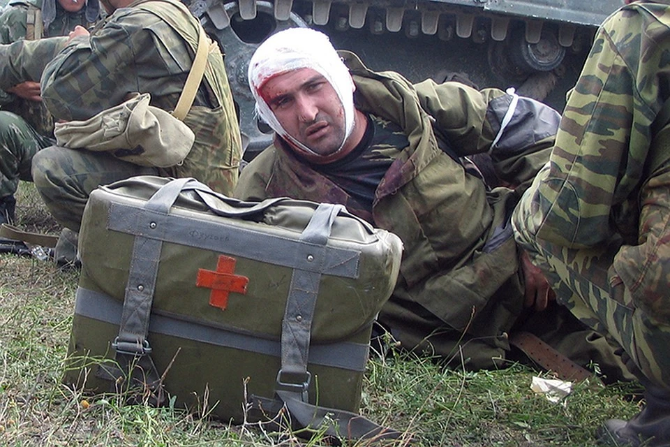 Раненый российский боец на подступах к Цхинвалу