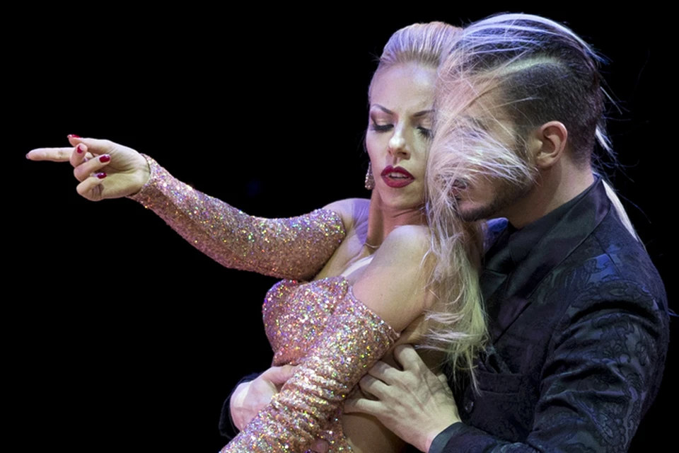 Красивая российская пара Кирилл Паршаков и Анна Гудыно была в числе главных претендентов на победу в дисциплине «Сценическое танго»