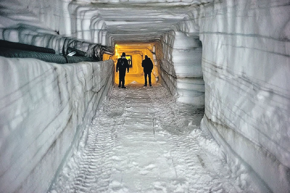 В таких туннелях янки хотели прятать ядерные ракеты. Фото: cezarium.com/project-iceworm/