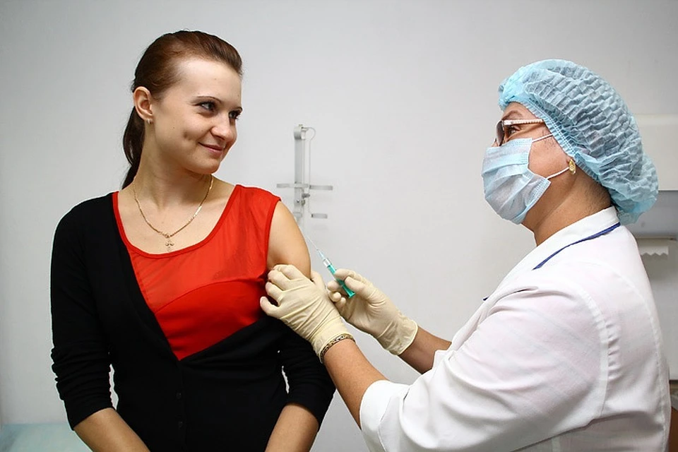 «Комсомолка» публикует адреса вакцинальных центров