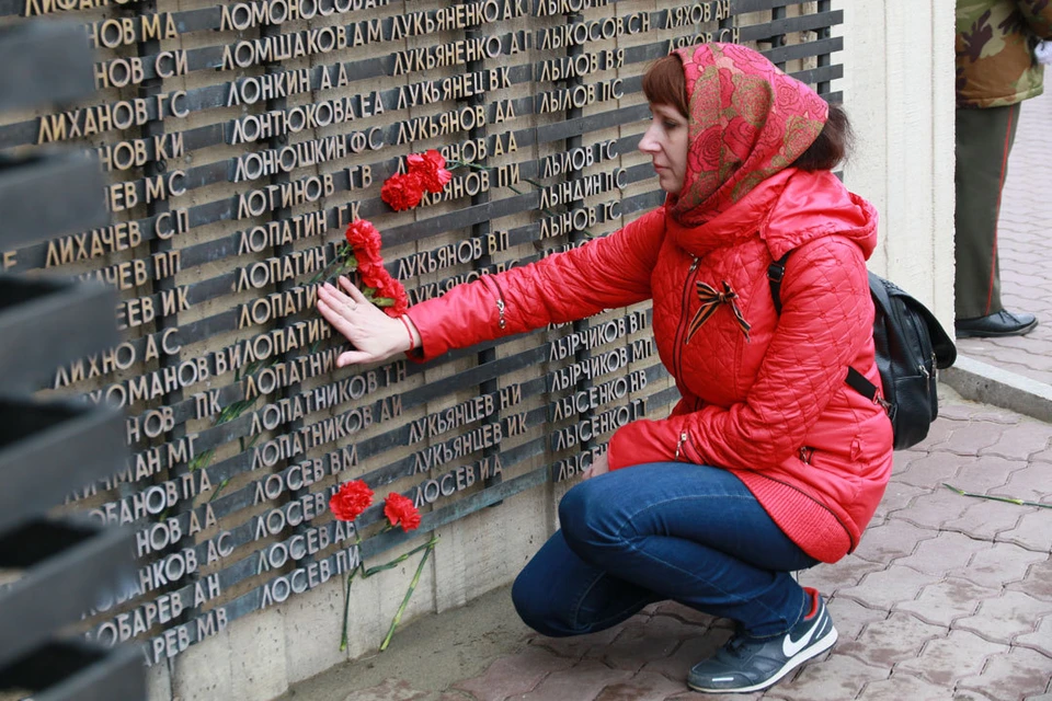 В этом году на Мемориале Славы в Барнауле появились 25 новых фамилий.