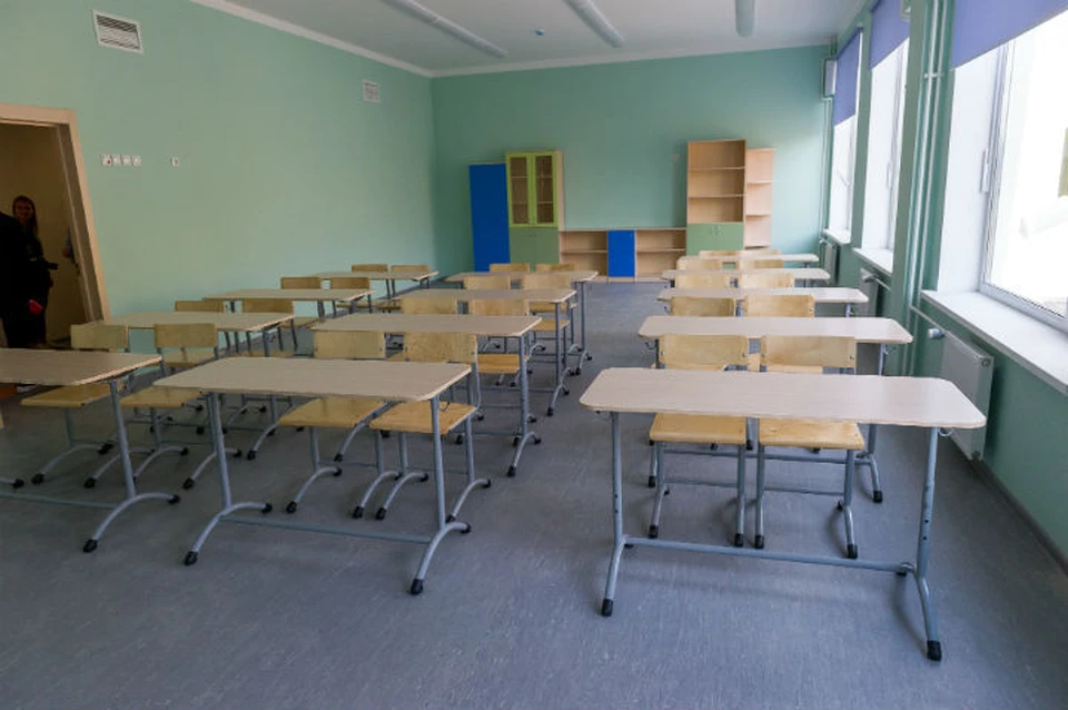 В 2021 году дети приморского района пойдут учиться в самую большую школу Петербурга.