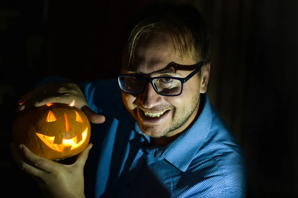 Наш журналист Вадим Алексеев готов к Хэллоуину, а вы?