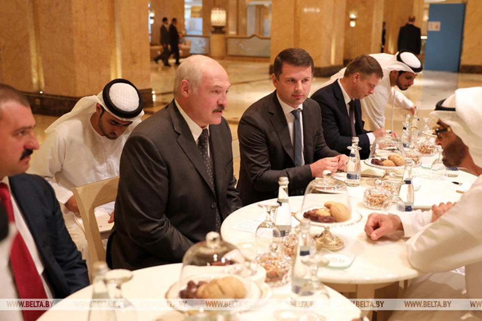 Лукашенко встретился с младшим братом президента страны - шейхом Мухаммедом бен Заидом аль-Нахайяном. Фото: БелТА.