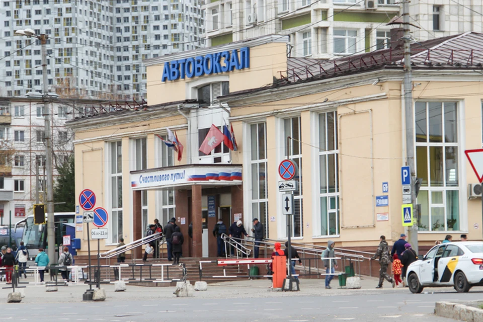 Ежедневно с пермского автовокзала отправляются в разные точки Пермского края и других регионов страны сотни междугородных автобусов.