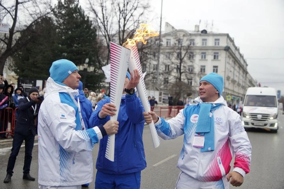 В 2019 году Универсиада проходила в Красноярске. Но эстафета ее огня прошла и по Екатеринбургу.
