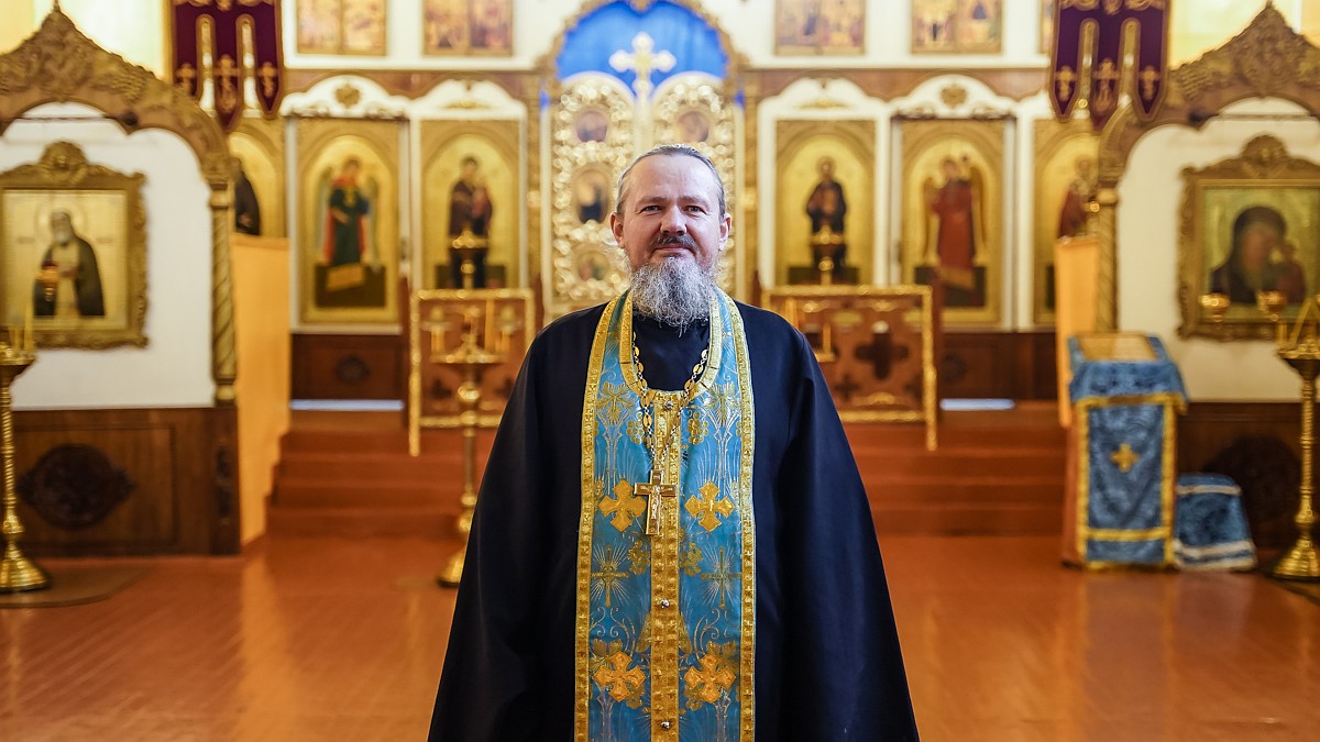 На войне люди чище»: священник, прошедший Афганистан и «девяностые»,  рассказал о чудесах в бою и современных солдатах - KP.RU