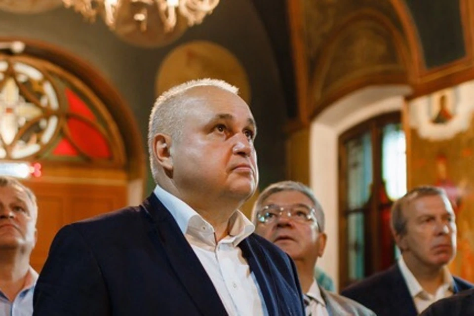 Губернатор Кузбасса поздравил жителей региона с праздником Фото: официальная группа Сергея Цивилева / vk.com