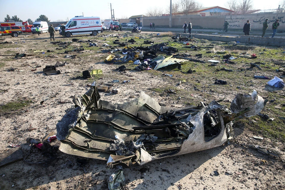 На борту разбившегося в Иране украинского "Боинга" были студенты из Канады.
