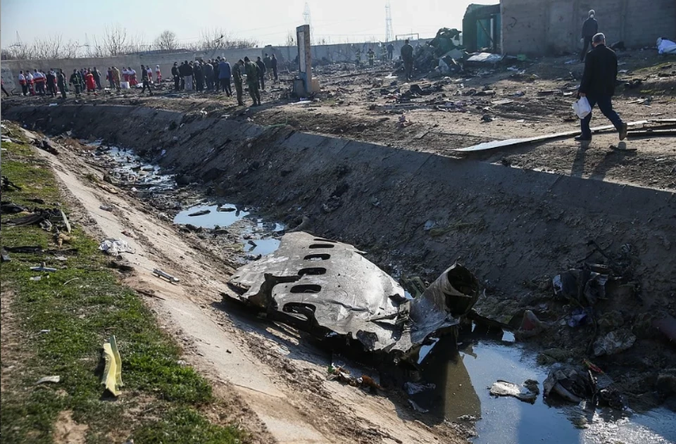 Правительство Украины выплатит более 8 тысяч долларов семьям погибших в авиакатастрофе под Тегераном