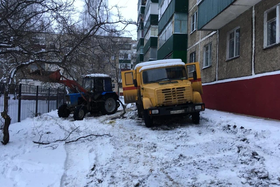 Из-за ремонта на трубопроводе жители 19 микрорайона остались без воды