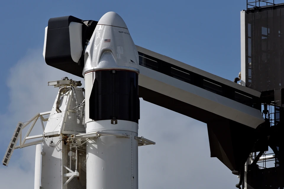 SpaceX запустила корабль Crew Dragon