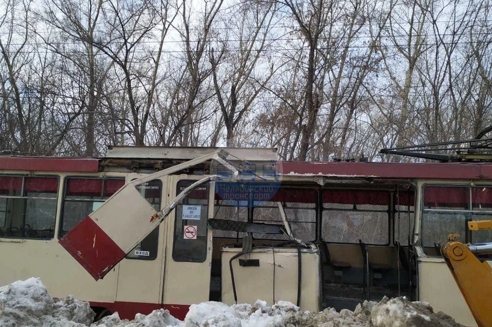 От удара трамвай получил серьезные повреждения. Фото: Челябинский транспорт/vk.com