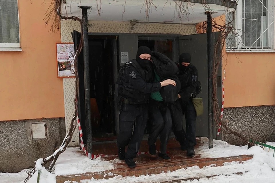 Мужчина, устроивший взрыв на Светлоярской, оказался психически больным. ФОТО: Пресс-служба Приволжского округа войск национальной гвардии РФ.