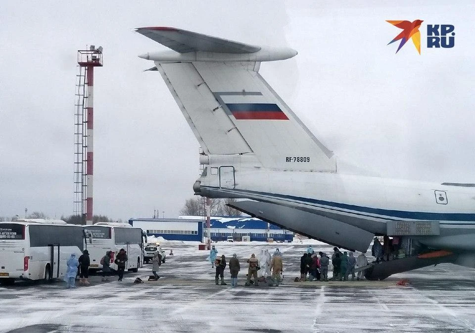 5 февраля два самолёта ВКС России эвакуировали в Тюменскую область всех пожелавших уехать из Уханя россиян