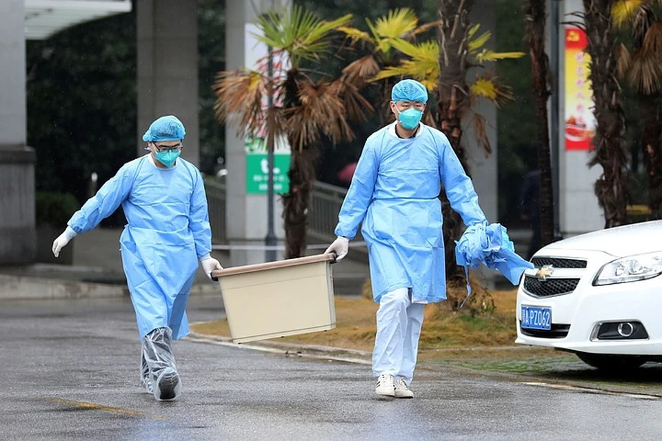 Число погибших от коронавируса в Китае выросло до 811 человек