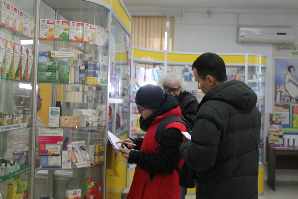 Общественники проверили цены на противовирусные препараты в тюменских аптеках. Фото - ОНФ.