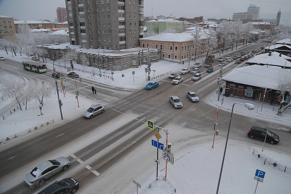 На перекрестке в центре Красноярска навсегда изменили схему движения.