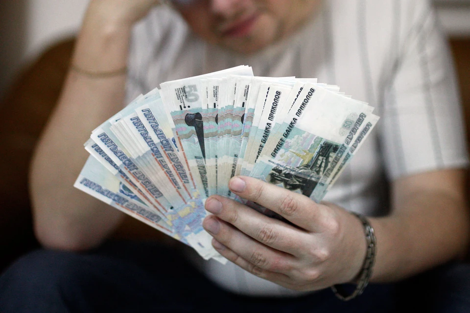 К 2020 году задолженность ставропольцев по ним достигла 161,6 миллиарда рублей, по ипотечным кредитам — 89,9 миллиарда рублей