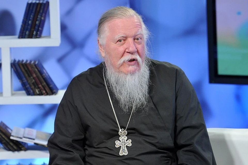 Священник Димитрий Смирнов высказался напрямик о семейных отношениях.