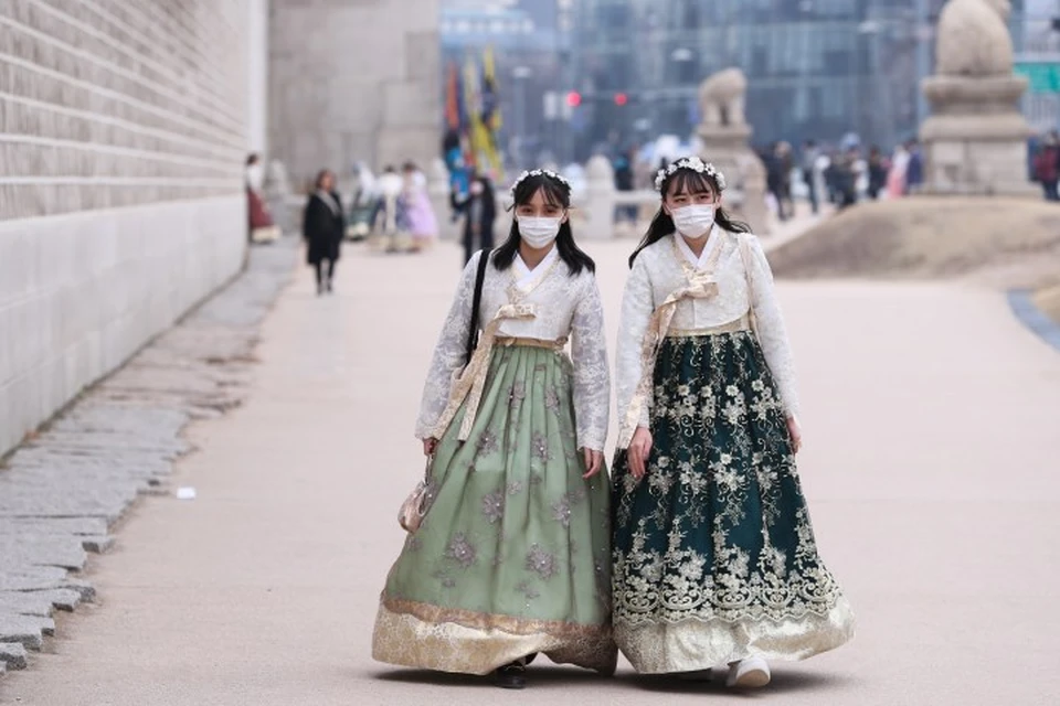 В Южной Корее заявляют об "устойчивом распространении вируса"