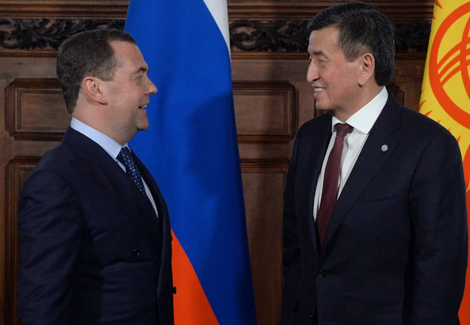 В Москве прошла встреча Жээнбекова с Медведевым.