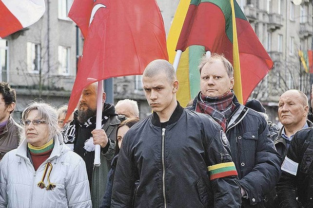 Литовцы одержимы националистическими идеями и шпиономанией. Они считают себя особой нацией и бережно лелеют свою независимость от СССР, который называют «оккупантом». Фото: Rustam Mikayilli/Getty Images