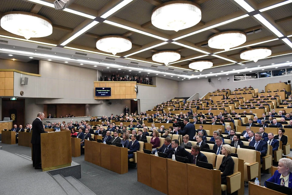Зал заседаний Госдумы во вторник был заполнен максимально — пришли на свое рабочее место 428 депутатов, лишь 22 отсутствовали. Невиданная явка!