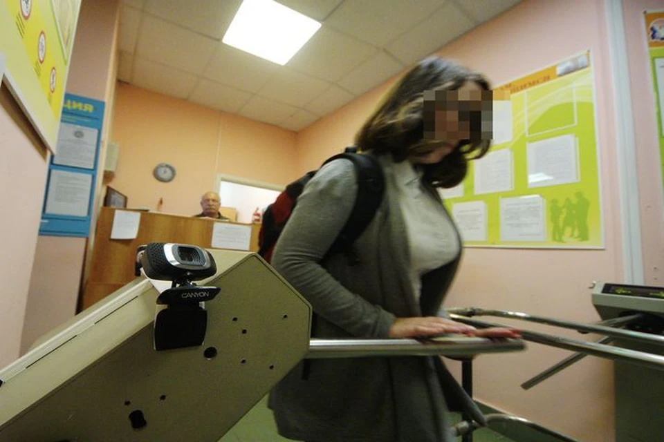 В новосибирские школы и детсады внедрят систему распознавания лиц.