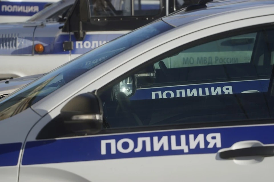 Полиция просит отозваться тех, кто знает о местонахождении нападавшего