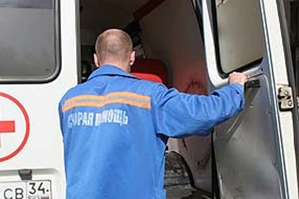 Пострадавших развезли в две районные больницы.