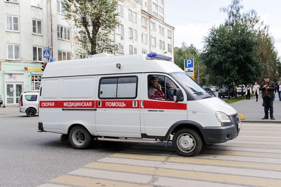 Под наблюдением врачей сейчас находятся 35 человек.