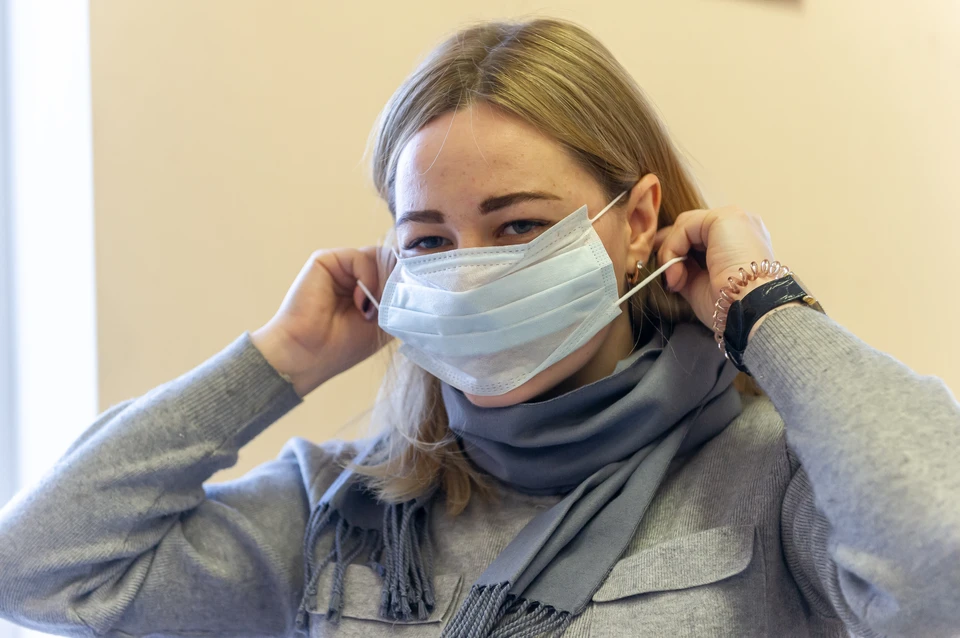 Почти 14 тысячам петербуржцев, ездившим за границу, грозит домашняя изоляция.