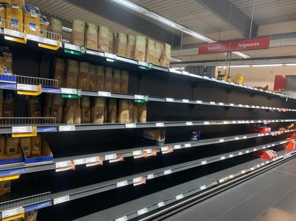 В середине марта жители Баварии смели почти все продукты с полок в магазинах