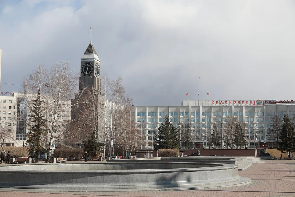 Нерабочая неделя в Красноярске с 28 марта по 5 апреля 2020 года: запасы продуктов взяли под контроль, разрешили работать салонам связи.