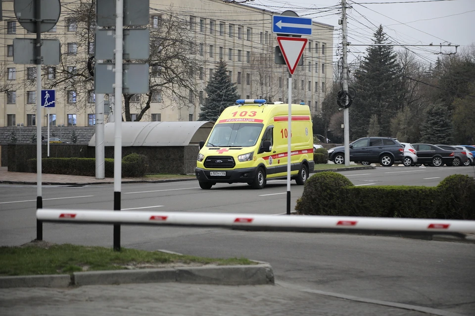 Выходя из дома, возьмите с собой паспорт